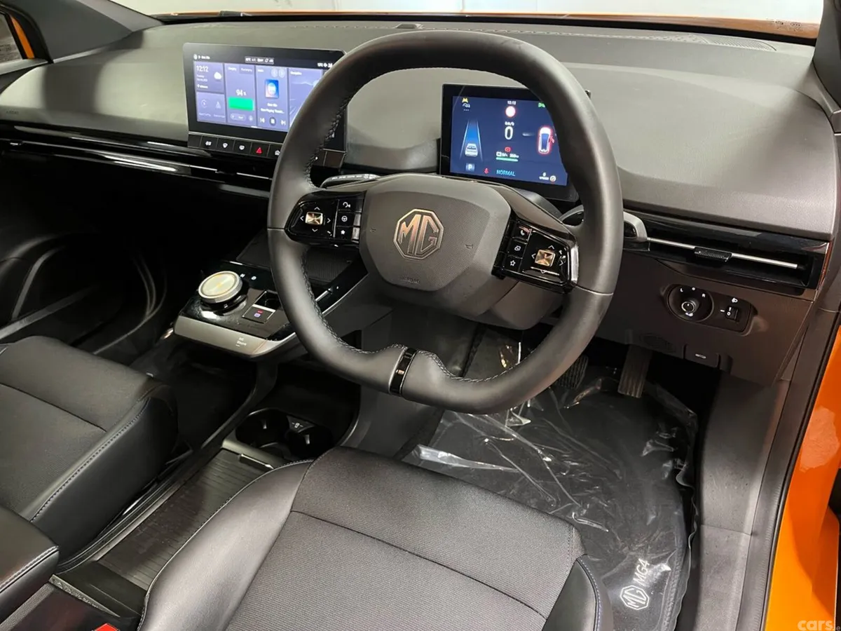 MG MG4 Hatchback, Electric, 2023, Orange