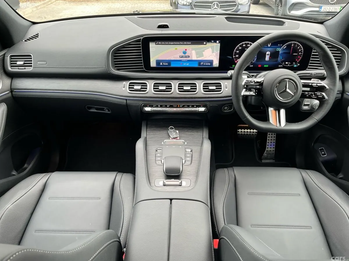 Mercedes-Benz GLE SUV, Diesel Plug-in Hybrid, 2026, Black
