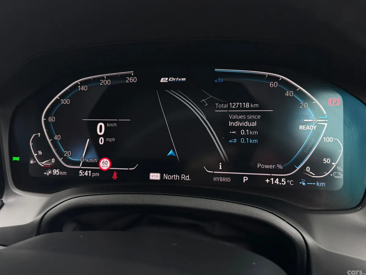 BMW 3-Series Estate, Petrol Plug-in Hybrid, 2021, Blue