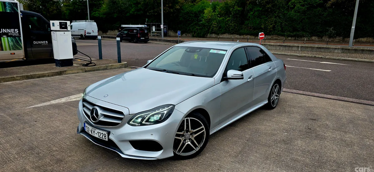 Mercedes-Benz E-Class Saloon, Diesel Hybrid, 2013, Silver