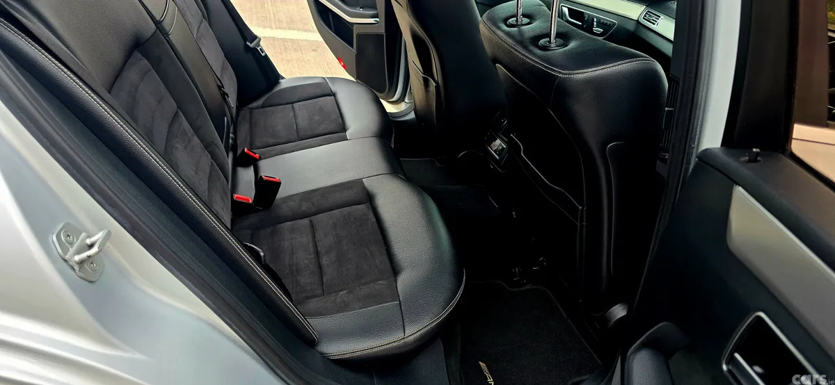 Mercedes-Benz E-Class Saloon, Diesel Hybrid, 2013, Silver