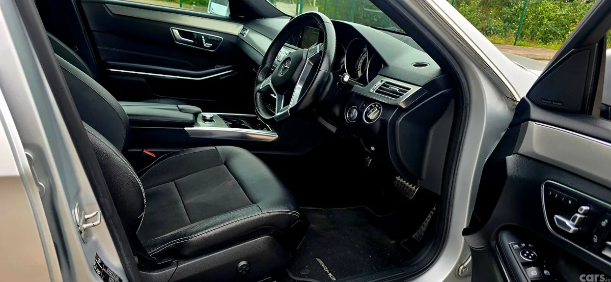 Mercedes-Benz E-Class Saloon, Diesel Hybrid, 2013, Silver