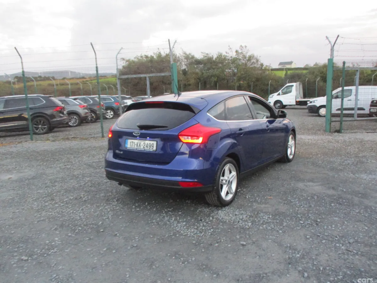 Ford Focus Hatchback, Diesel, 2017, Blue
