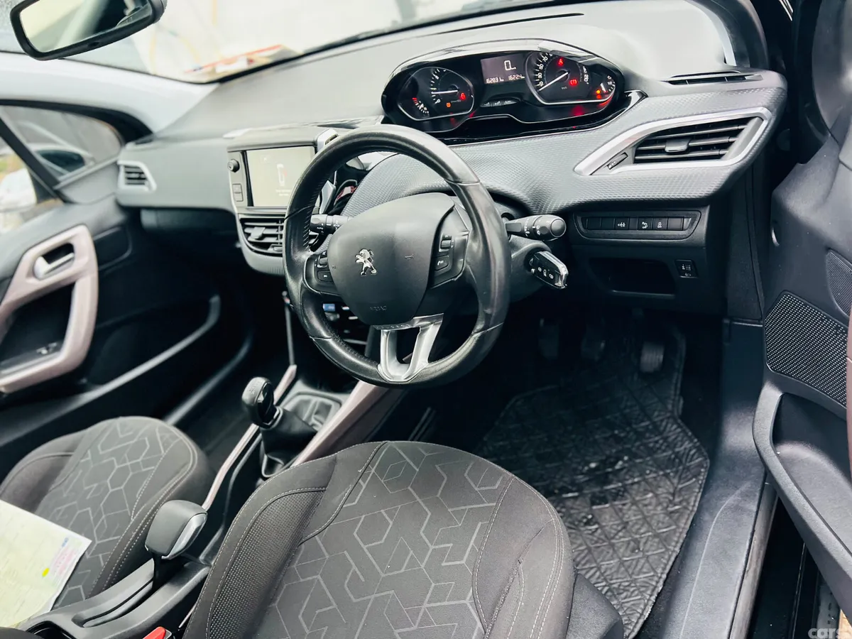 Peugeot 2008 SUV, Petrol, 2015, Black