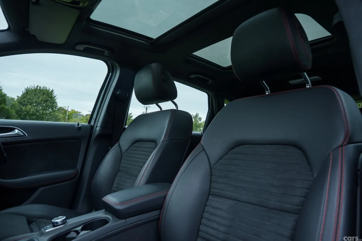 Mercedes-Benz B-Class MPV, Petrol, 2018, Black