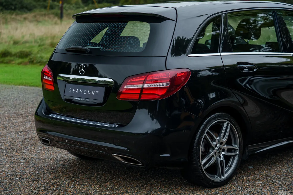 Mercedes-Benz B-Class MPV, Petrol, 2018, Black