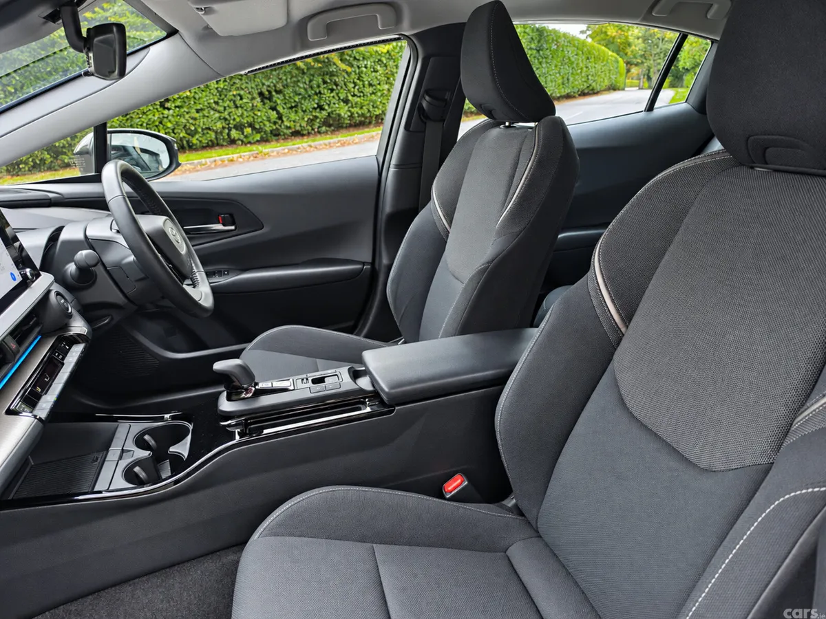 Toyota Prius Saloon, Petrol Hybrid, 2023, Grey