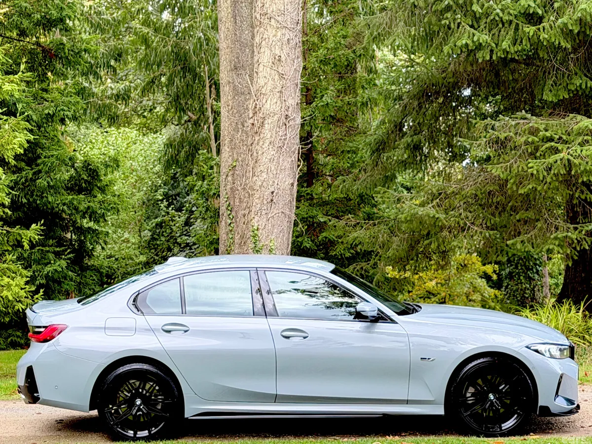 BMW 3-Series Saloon, Petrol Plug-in Hybrid, 2023, Grey