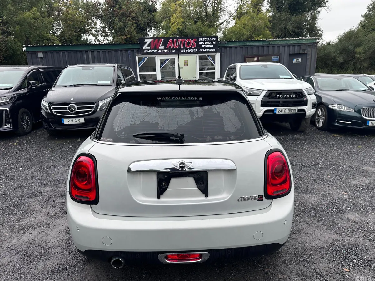 Mini Cooper Hatchback, Petrol, 2016, Grey