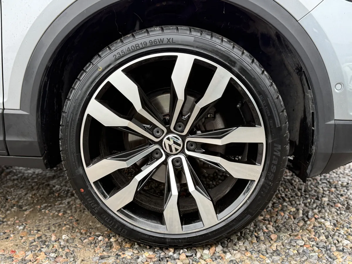 Volkswagen T-Roc SUV, Petrol, 2023, Grey