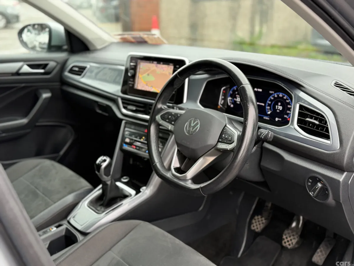 Volkswagen T-Roc SUV, Petrol, 2023, Grey