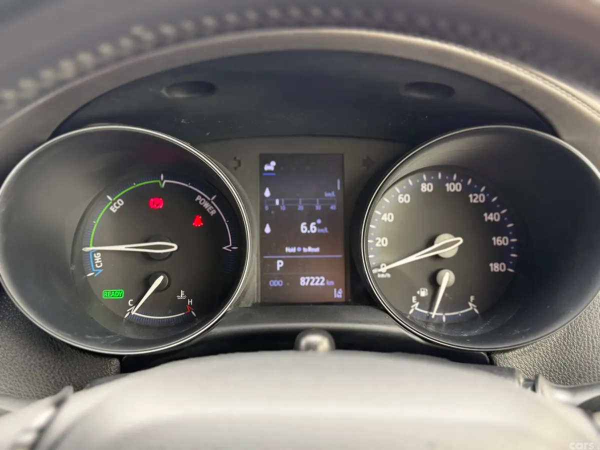Toyota C-HR SUV, Petrol Hybrid, 2020, White