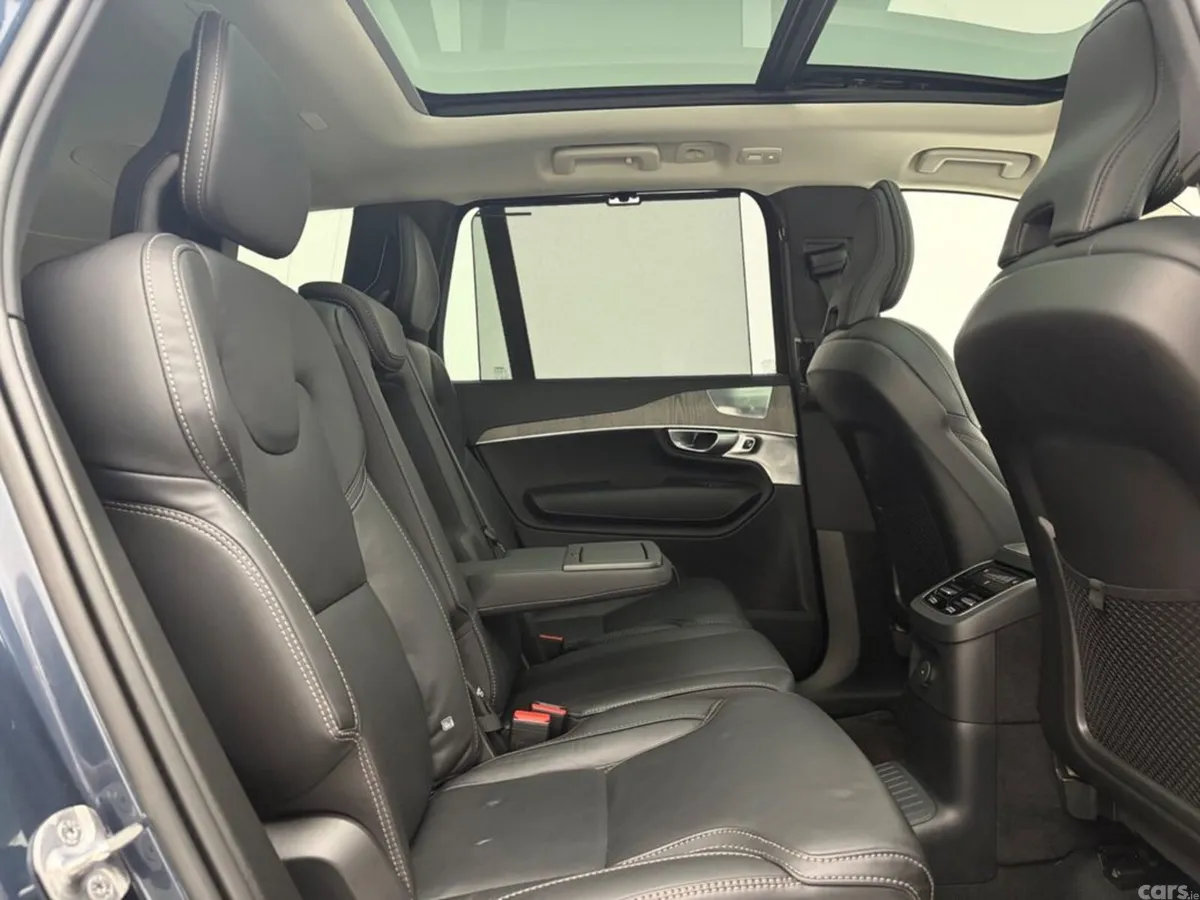 Volvo XC90 Estate, Petrol Plug-in Hybrid, 2023, Blue
