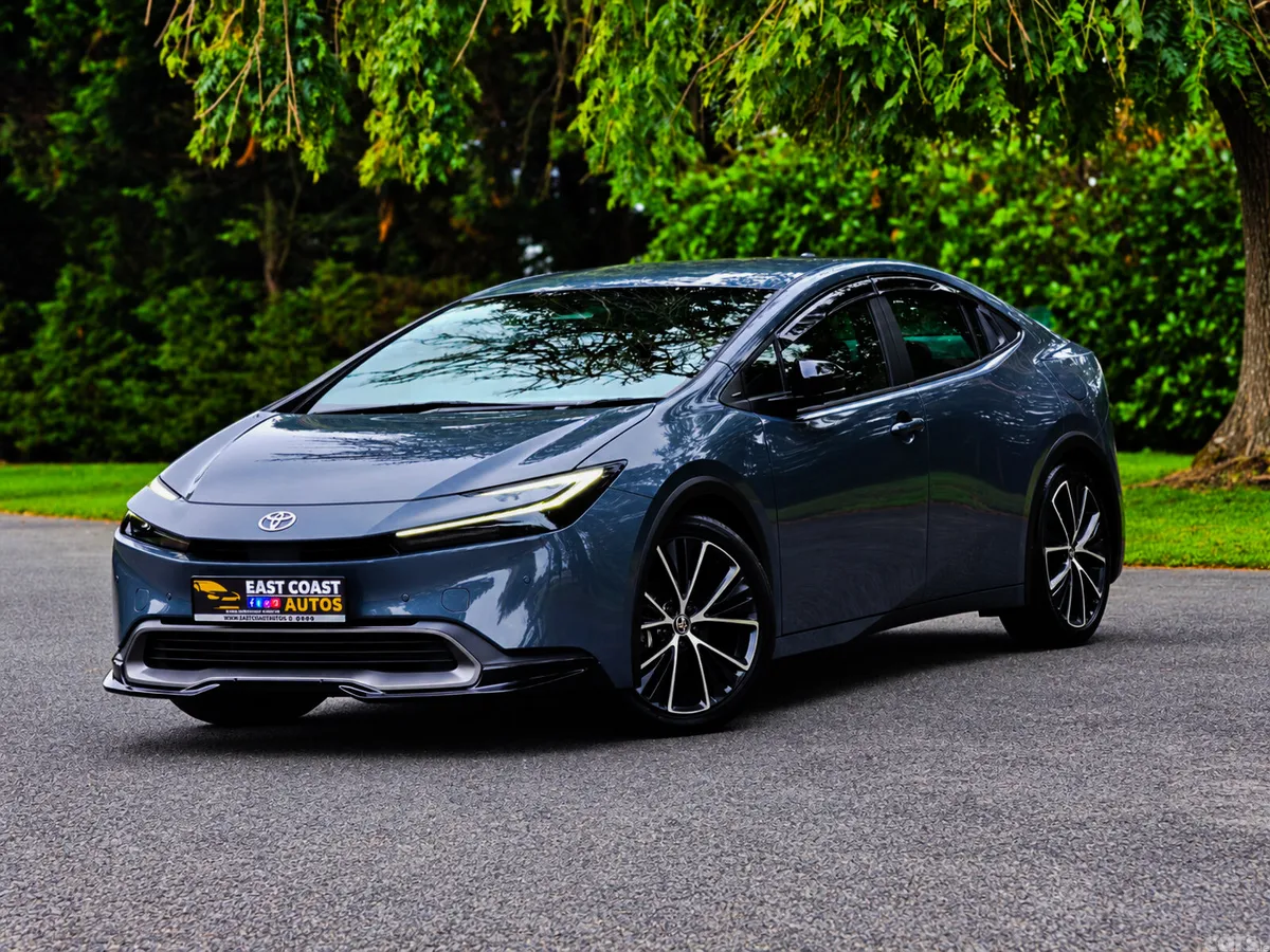 Toyota Prius Saloon, Petrol Hybrid, 2023, Grey