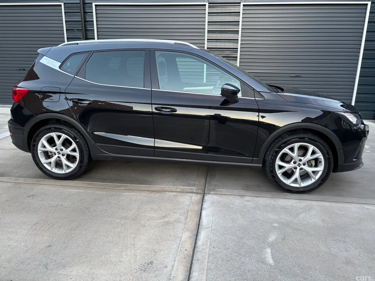 SEAT Arona SUV, Petrol, 2024, Black