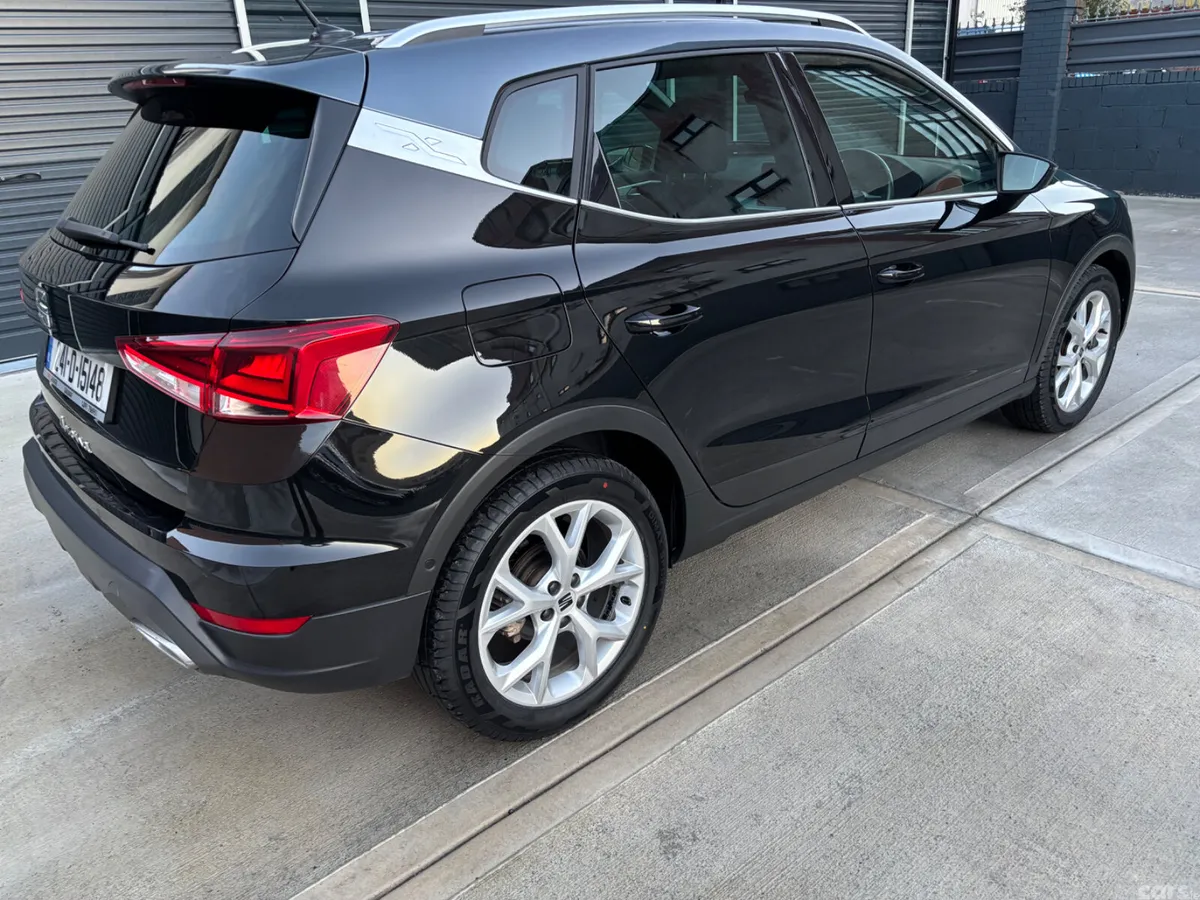 SEAT Arona SUV, Petrol, 2024, Black