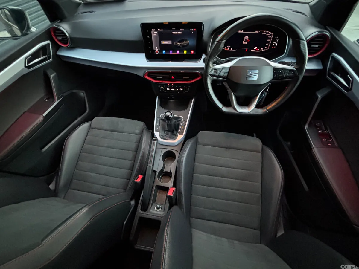SEAT Arona SUV, Petrol, 2024, Black