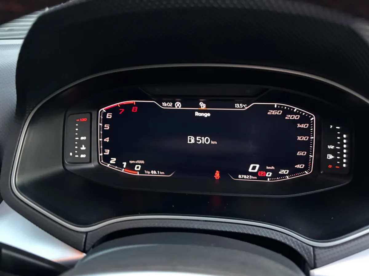 SEAT Arona SUV, Petrol, 2024, Black