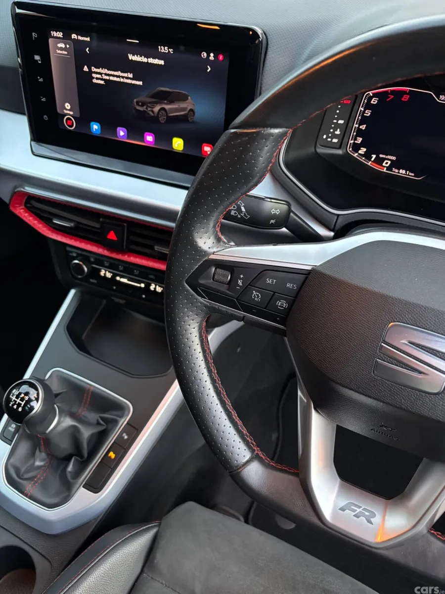 SEAT Arona SUV, Petrol, 2024, Black