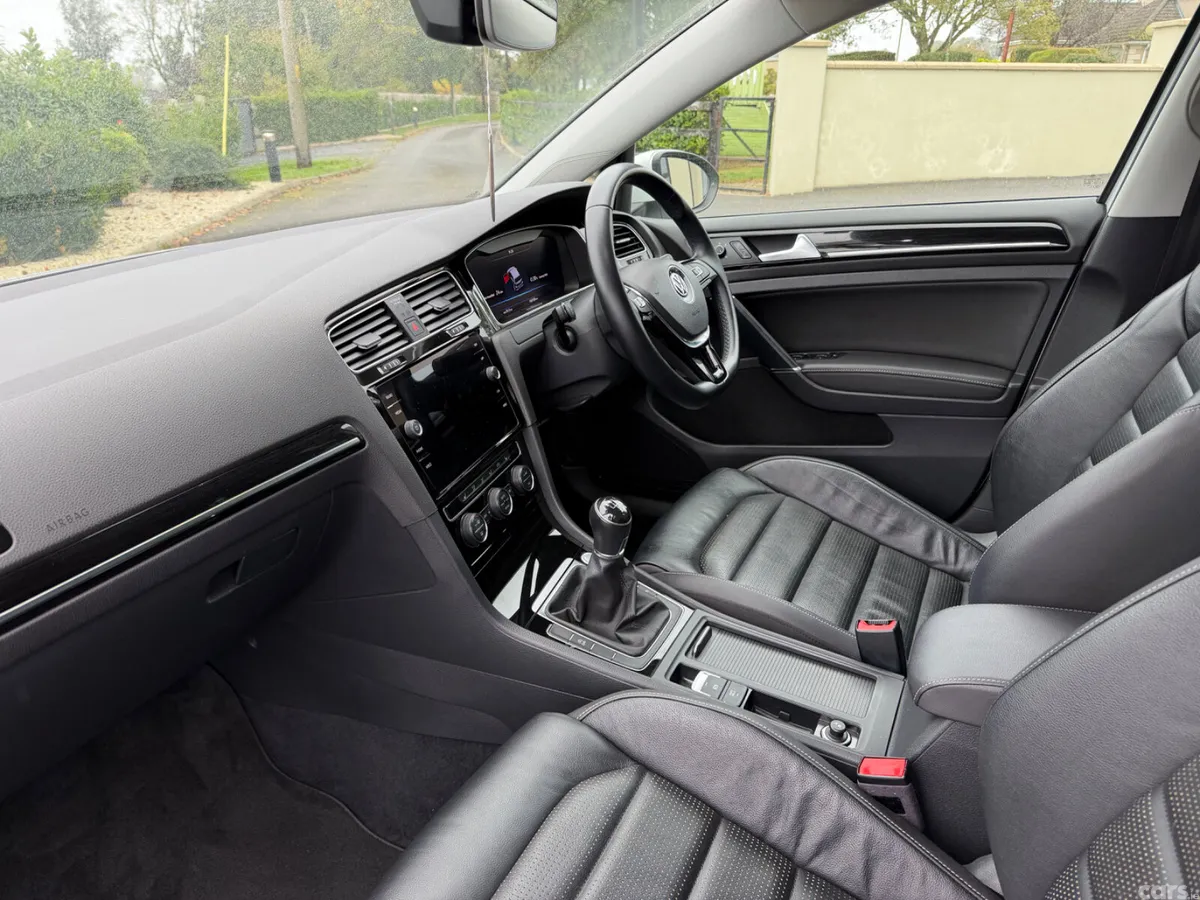 Volkswagen Golf Hatchback, Petrol, 2020, White