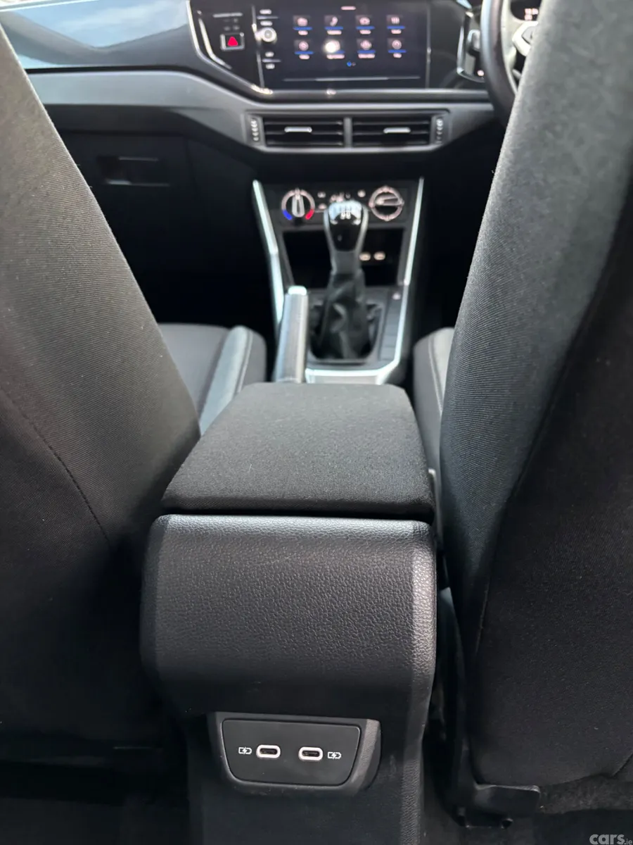 Volkswagen Taigo SUV, Petrol, 2024, Blue