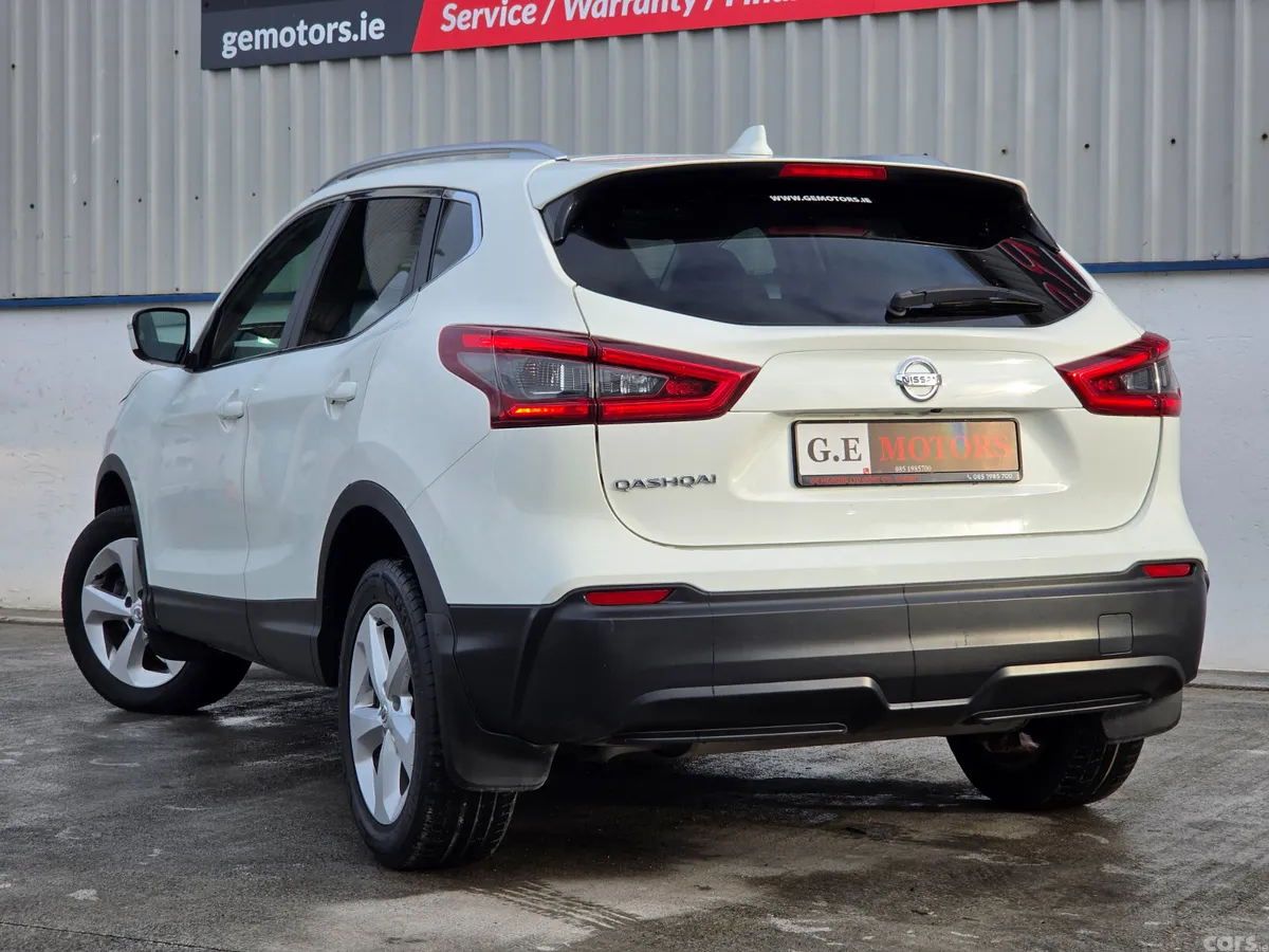 Nissan Qashqai MPV, Diesel, 2018, White