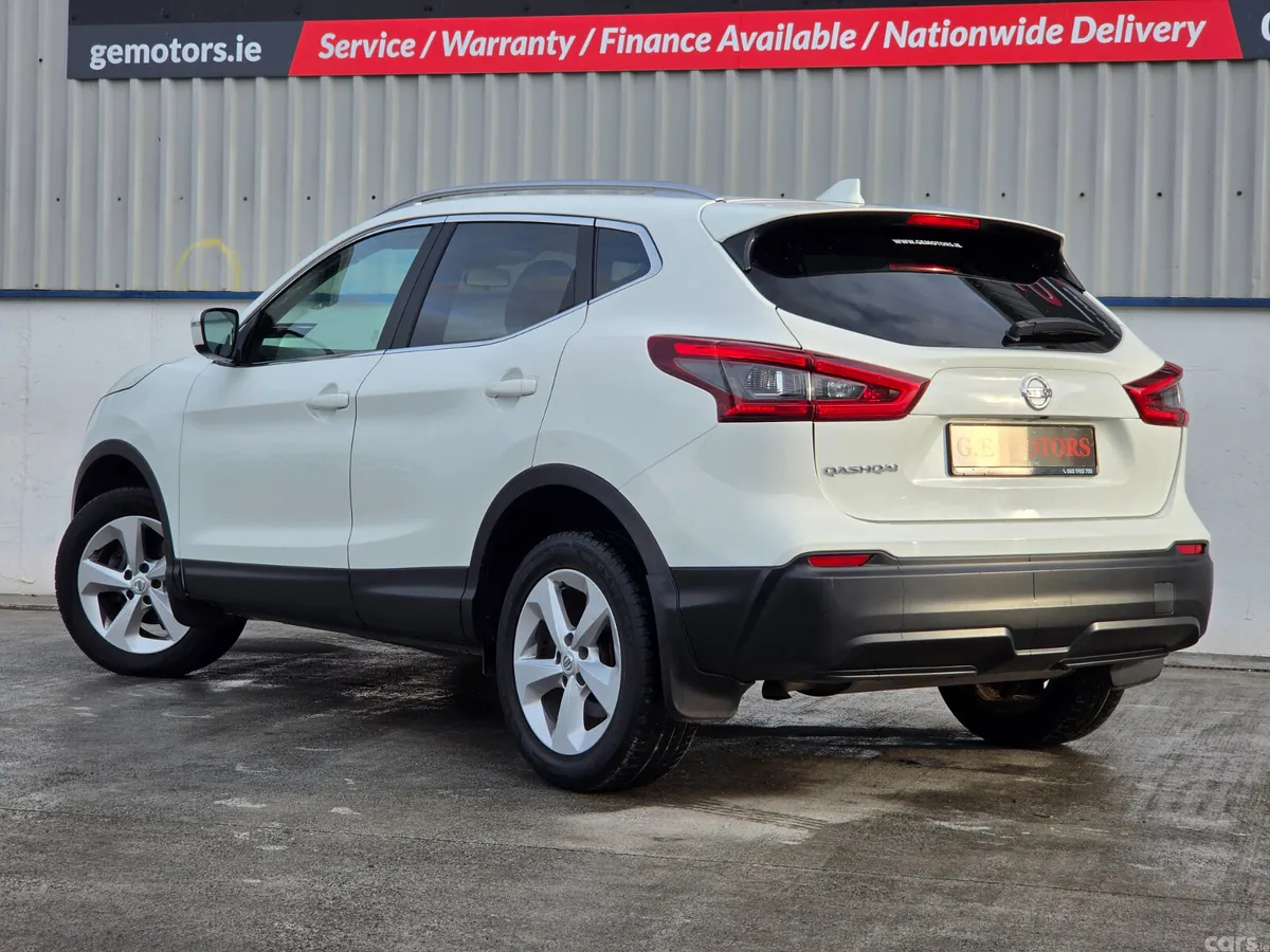 Nissan Qashqai MPV, Diesel, 2018, White