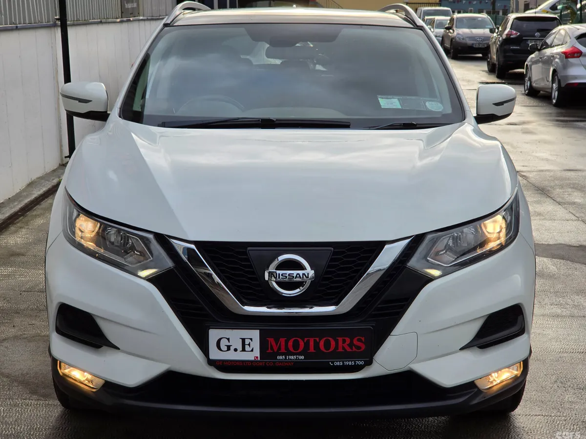 Nissan Qashqai MPV, Diesel, 2018, White