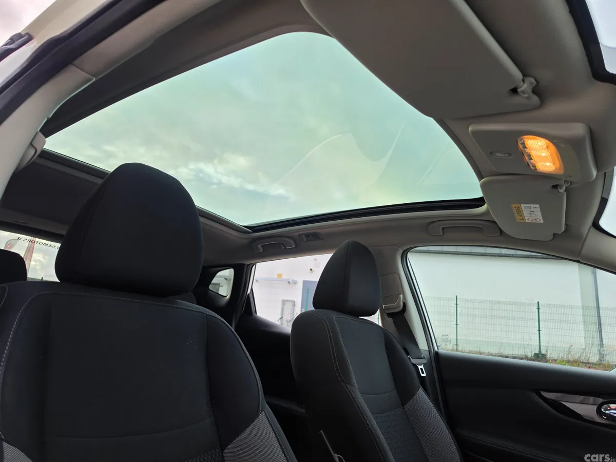 Nissan Qashqai MPV, Diesel, 2018, White