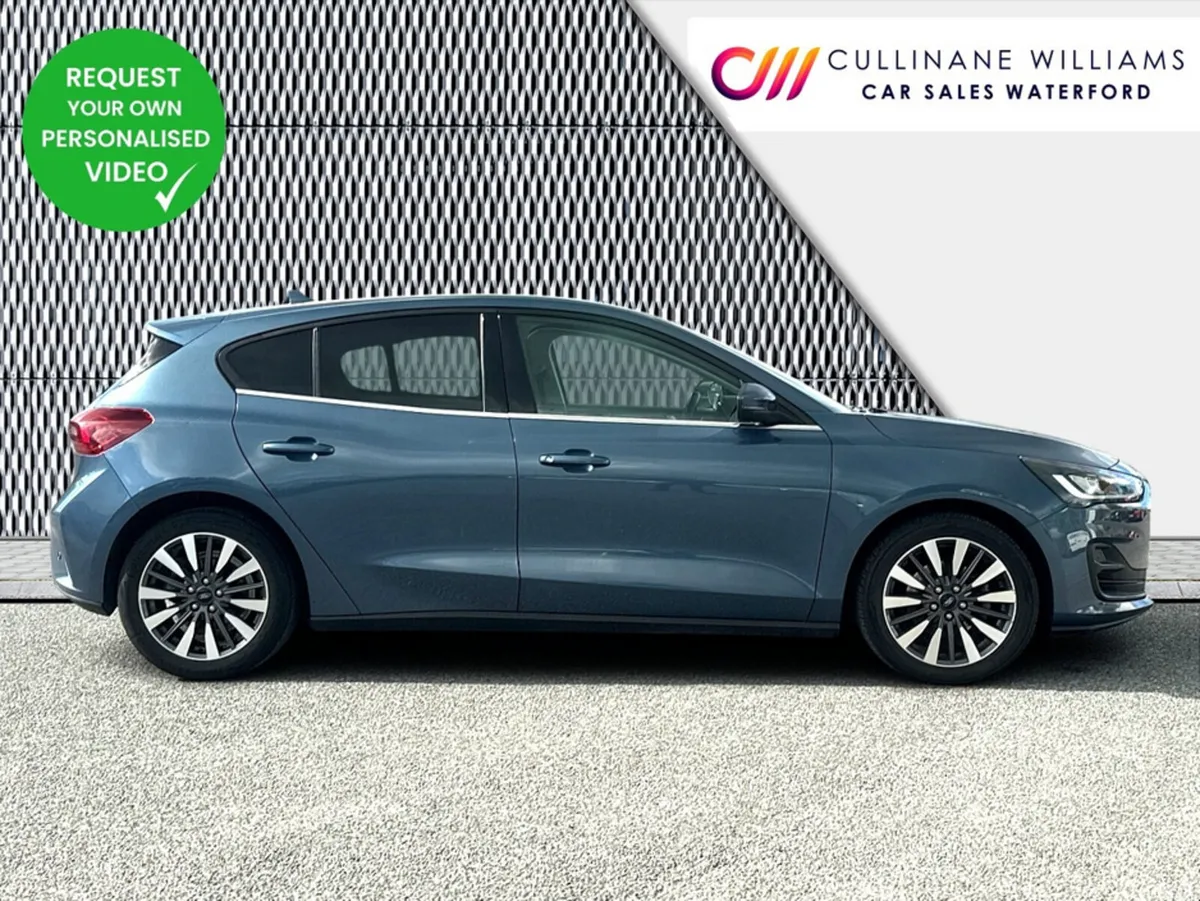 Ford Focus Hatchback, Petrol, 2024, Blue