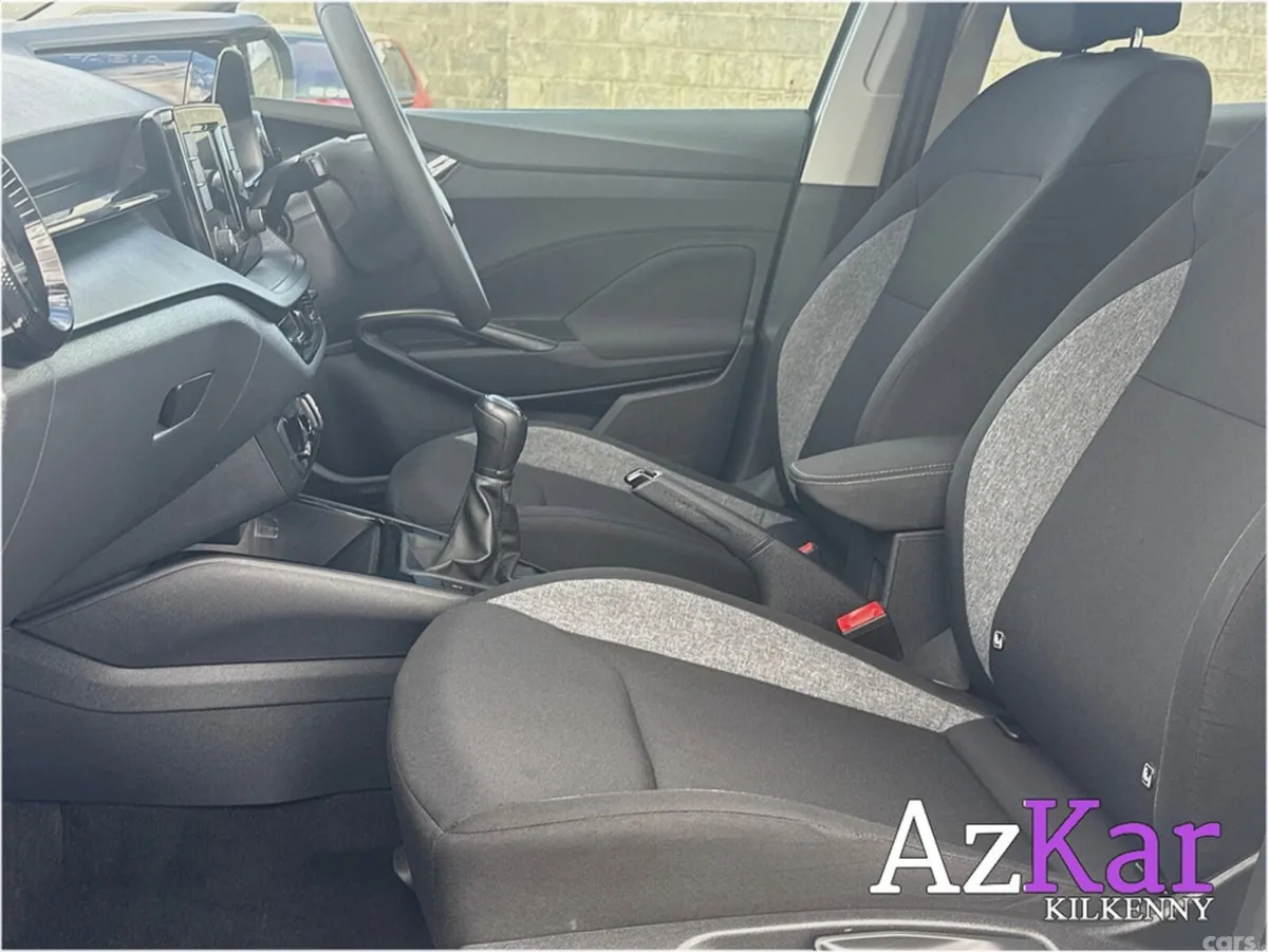 Skoda Fabia Hatchback, Petrol, 2023, Grey