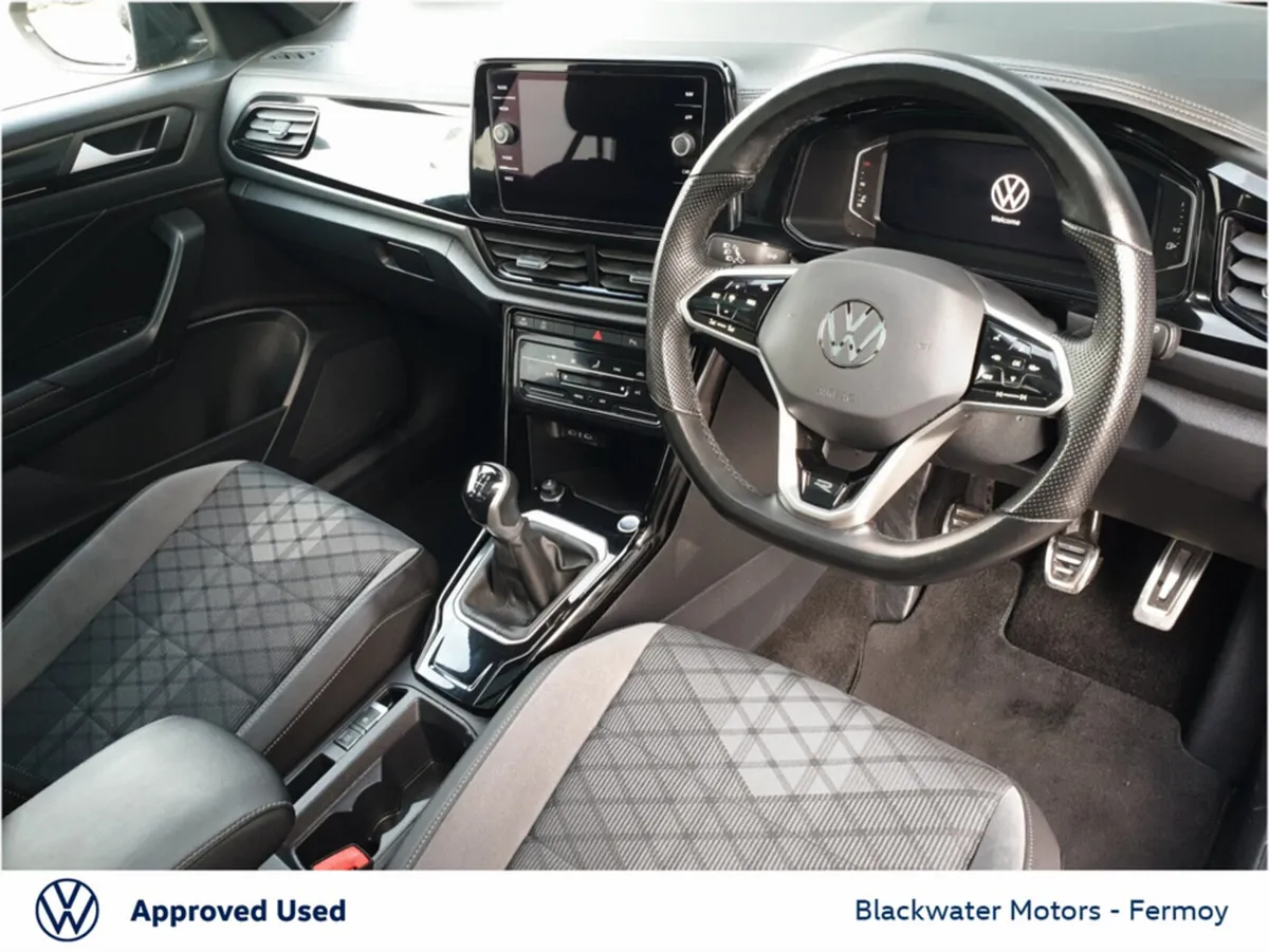 Volkswagen T-Roc SUV, Diesel, 2023, Black