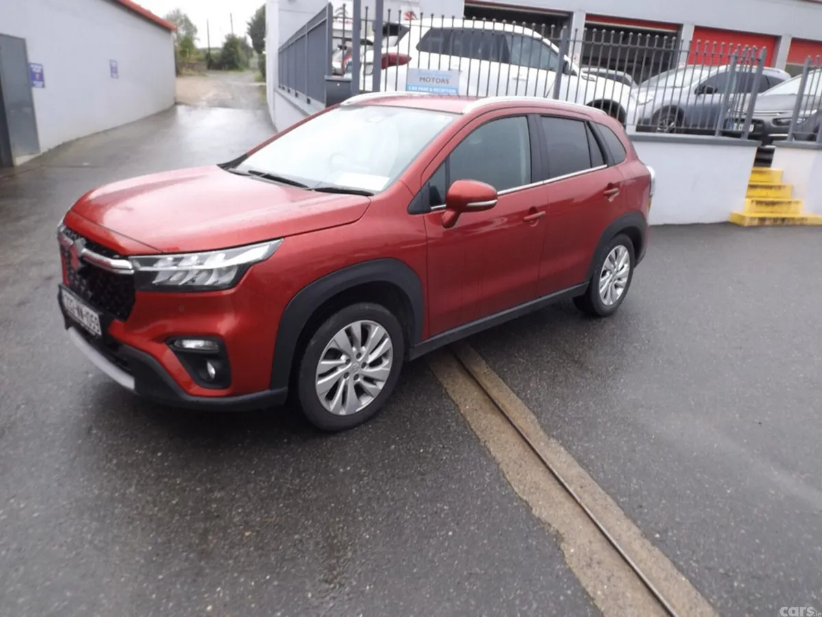Suzuki SX4 S-Cross Hatchback, Petrol, 2023, Red