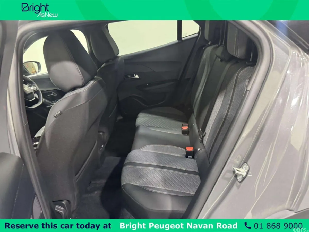 Peugeot 2008 MPV, Petrol, 2024, Grey