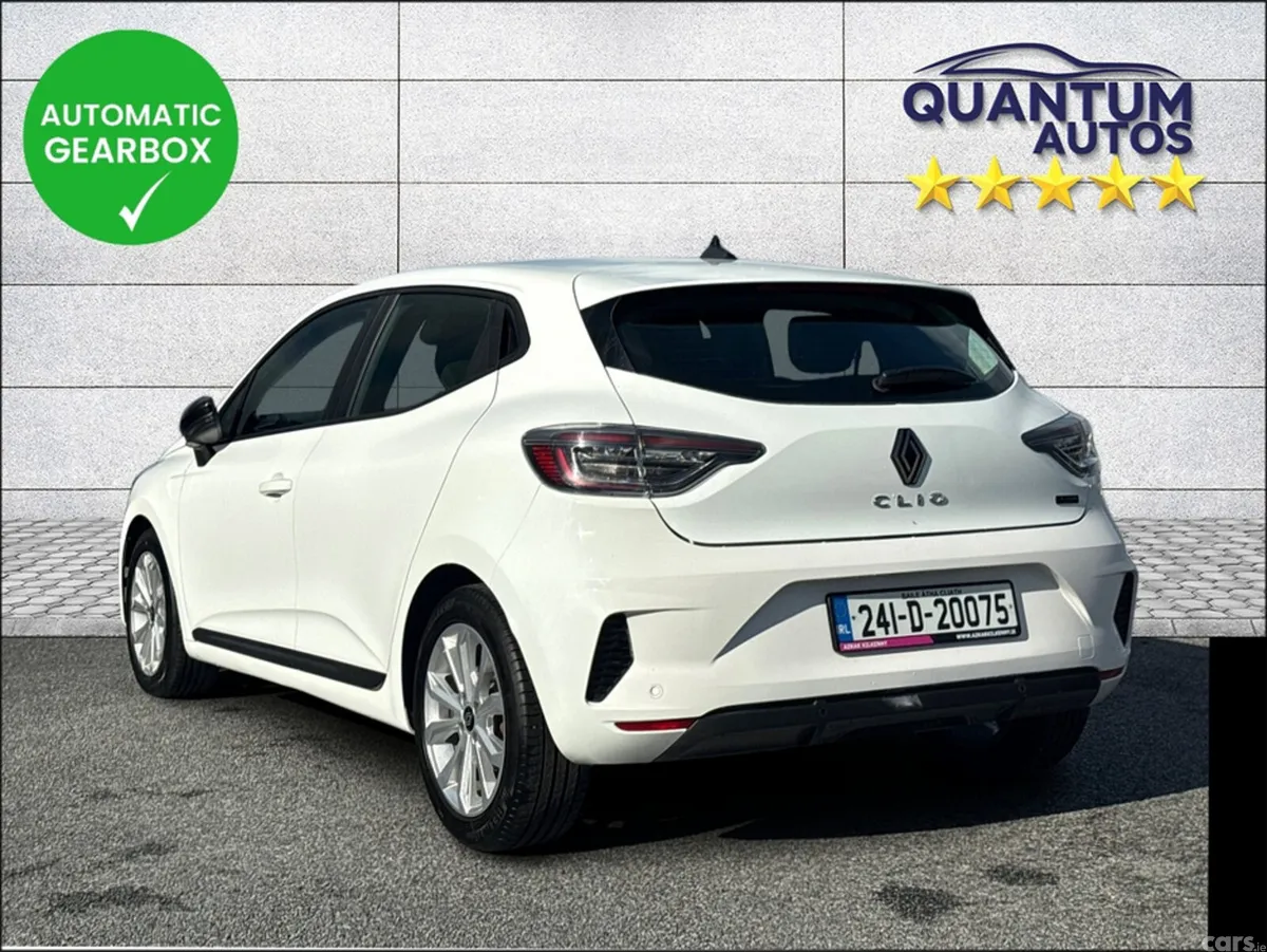 Renault Clio Hatchback, Petrol, 2024, White