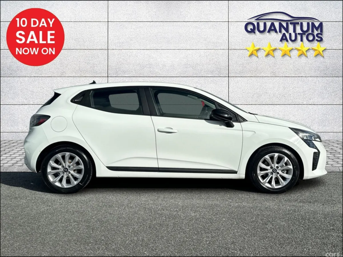 Renault Clio Hatchback, Petrol, 2024, White