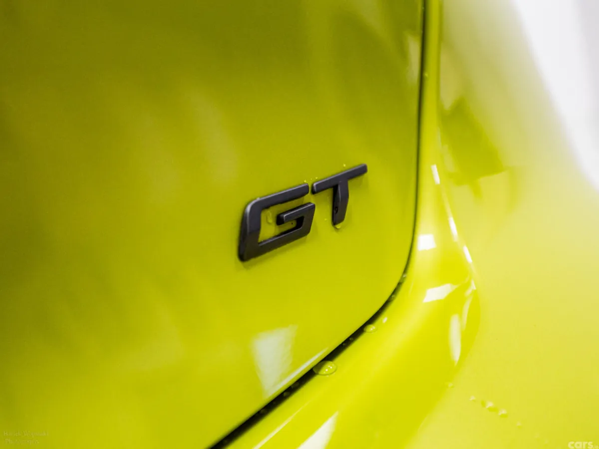Peugeot 208 Hatchback, Electric, 2024, Yellow