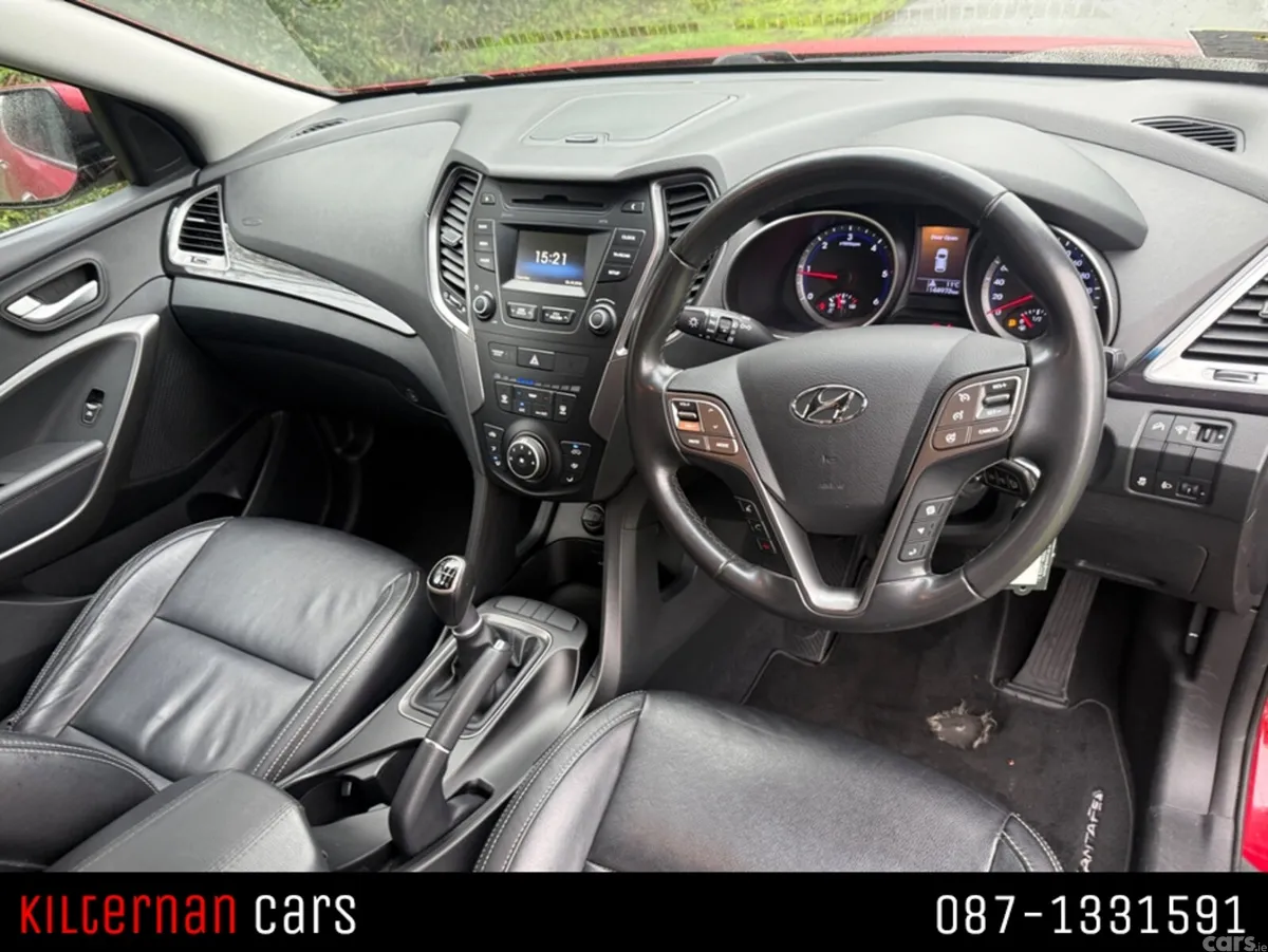 Hyundai Santa Fe SUV, Diesel, 2015, Red