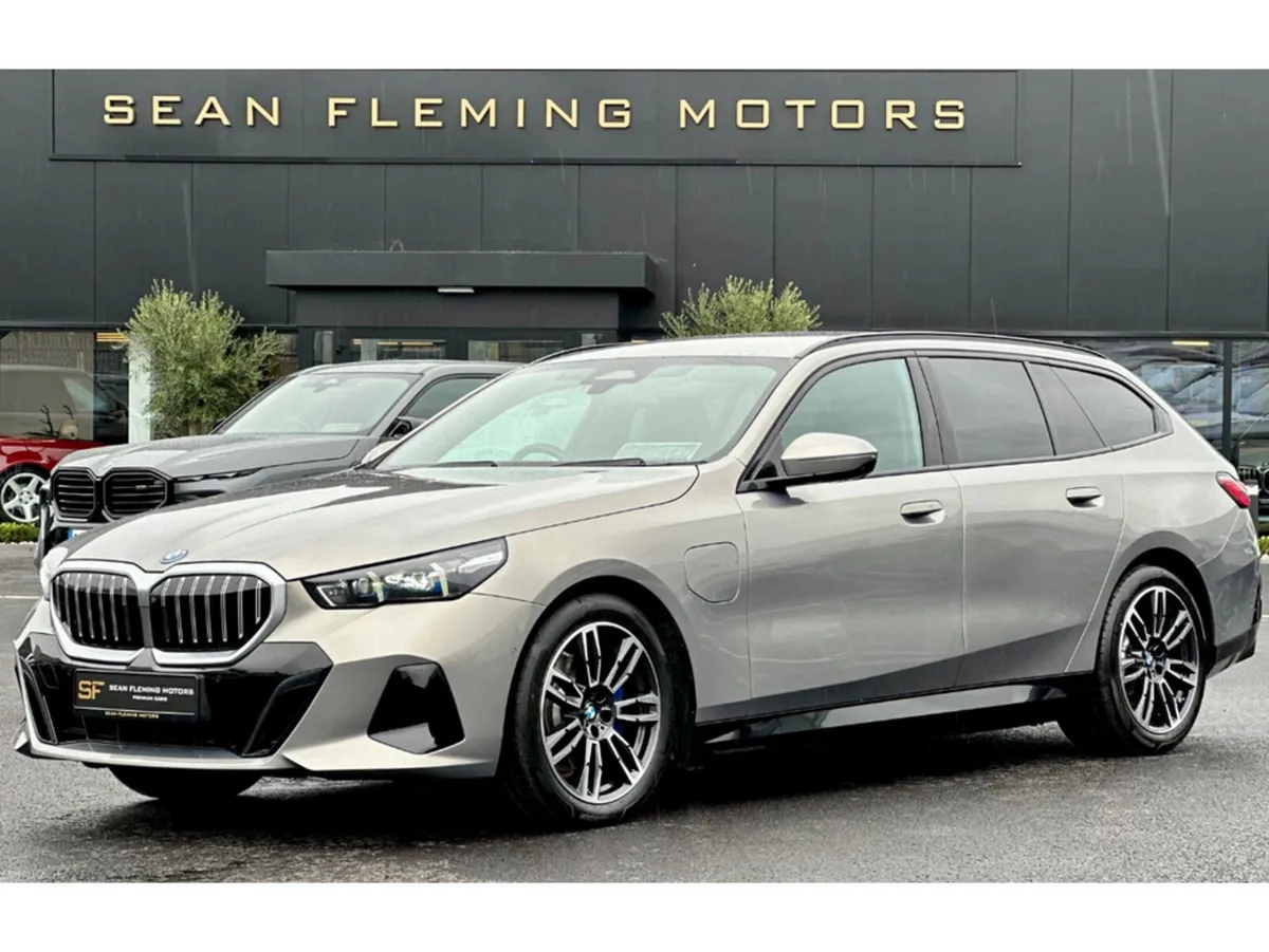 BMW 5-Series Estate, Petrol Hybrid, 2026, Grey