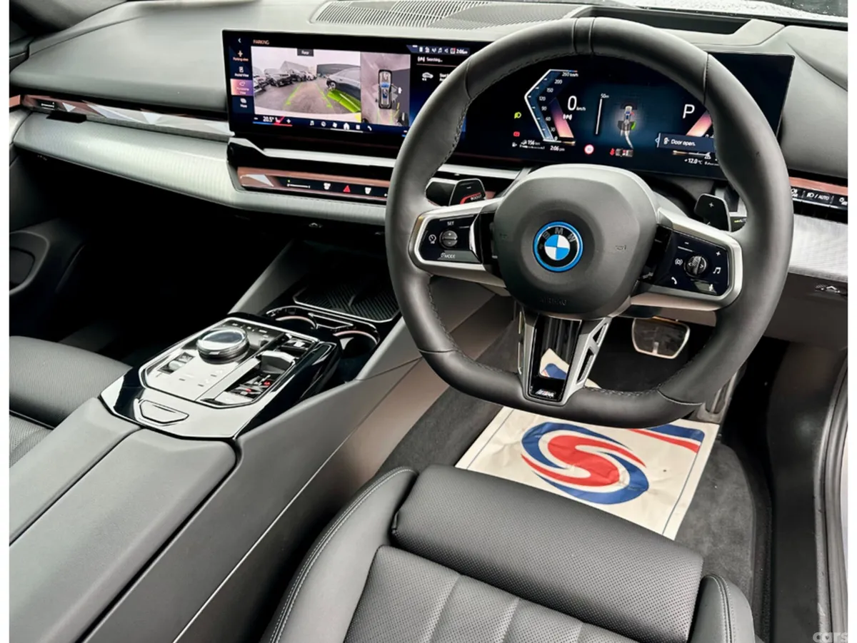 BMW 5-Series Estate, Petrol Hybrid, 2026, Grey