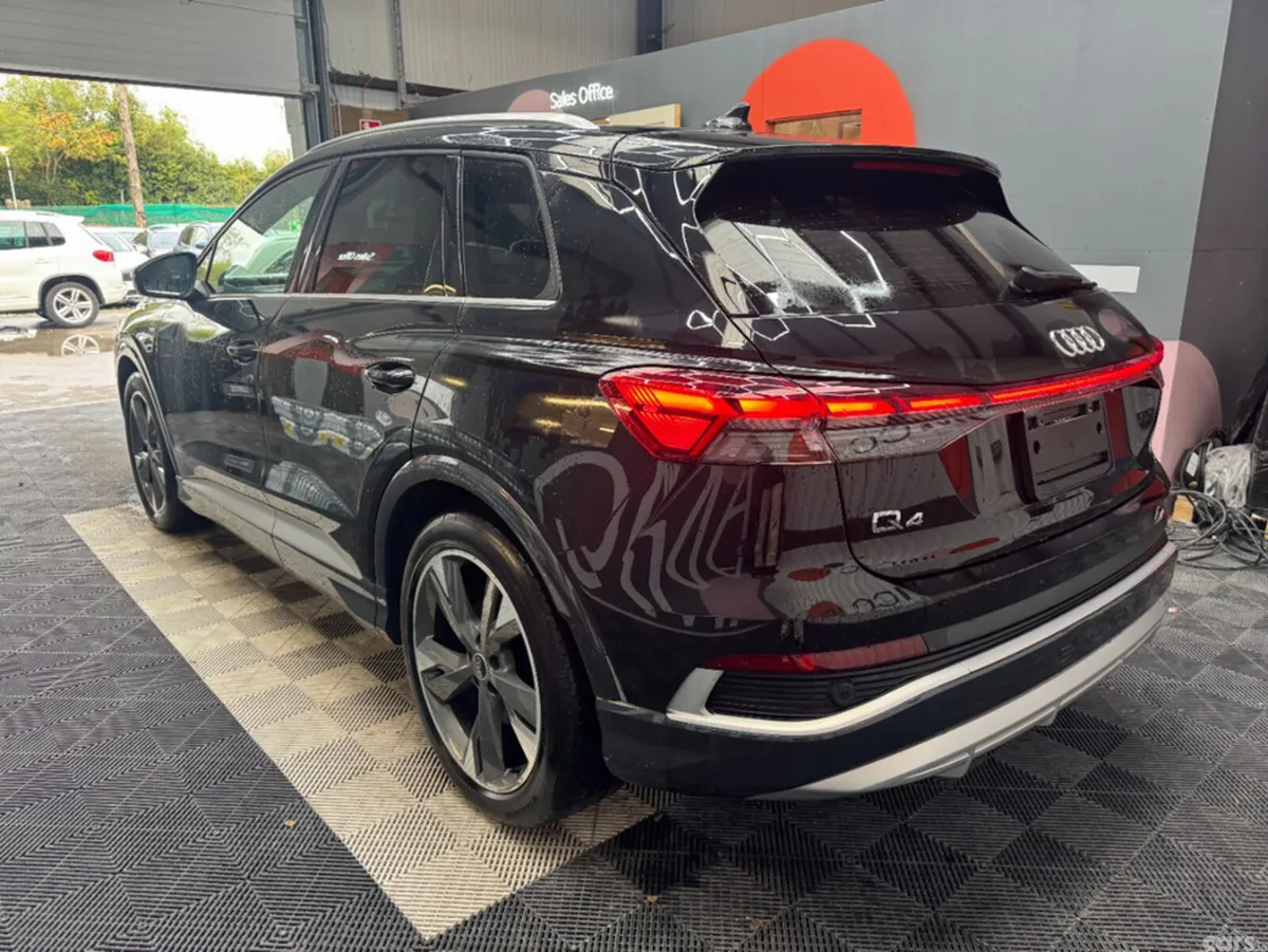 Audi Q4 e-tron SUV, Electric, 2023, Black
