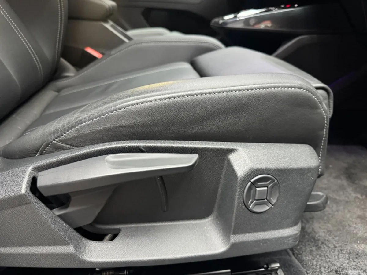 Audi Q4 e-tron SUV, Electric, 2023, Black