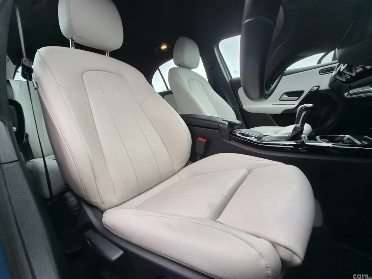 Mercedes-Benz A-Class Hatchback, Petrol, 2019, Blue