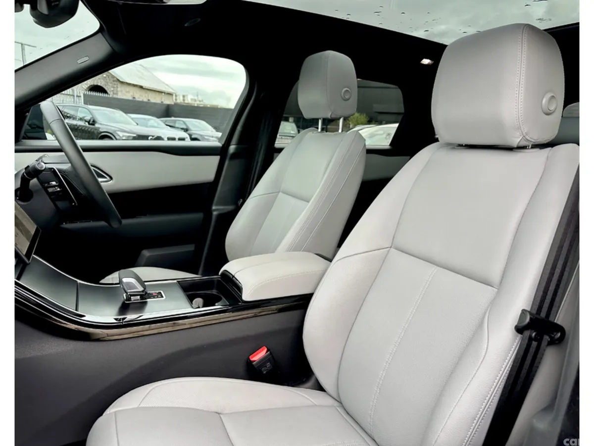 Land Rover Range Rover Velar SUV, Petrol Plug-in Hybrid, 2026, Blue