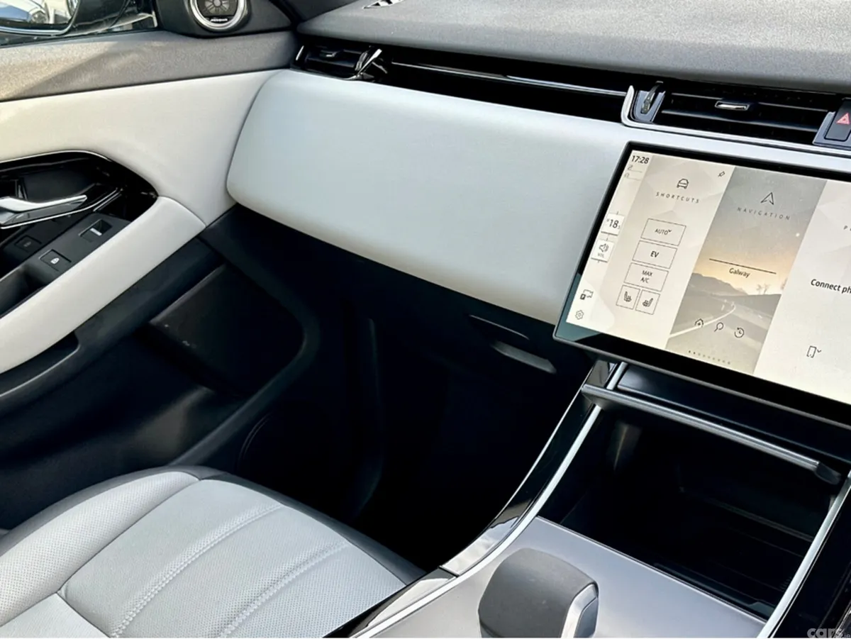 Land Rover Range Rover Evoque SUV, Petrol Plug-in Hybrid, 2026, Black