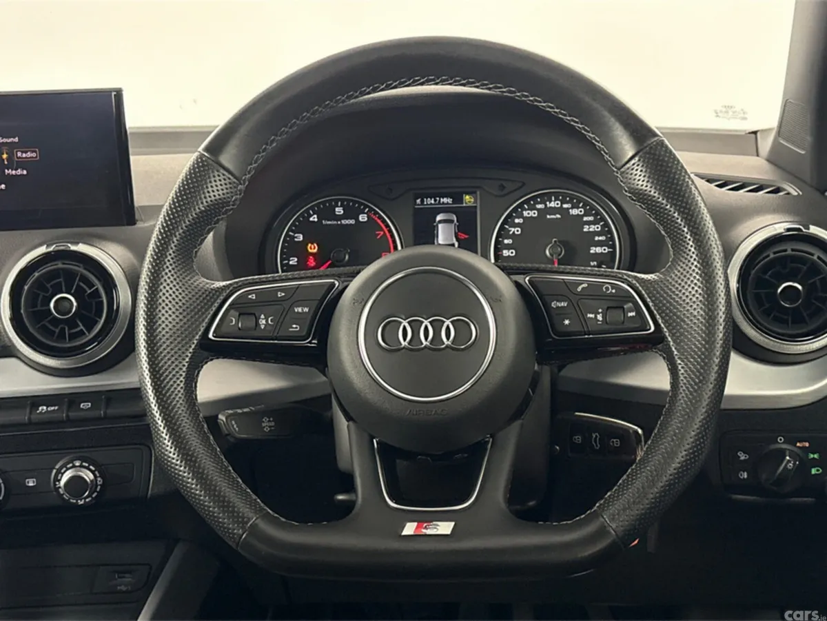 Audi Q2 Estate, Petrol, 2021, Grey