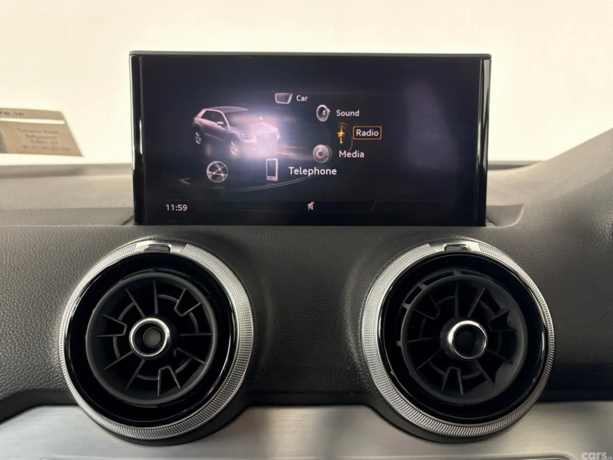 Audi Q2 Estate, Petrol, 2021, Grey