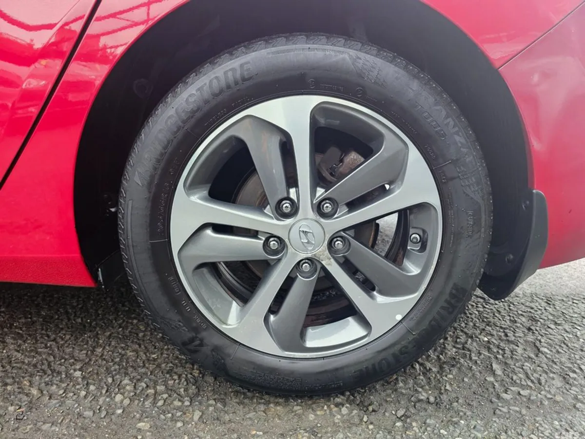 Hyundai i30 Estate, Diesel, 2015, Red