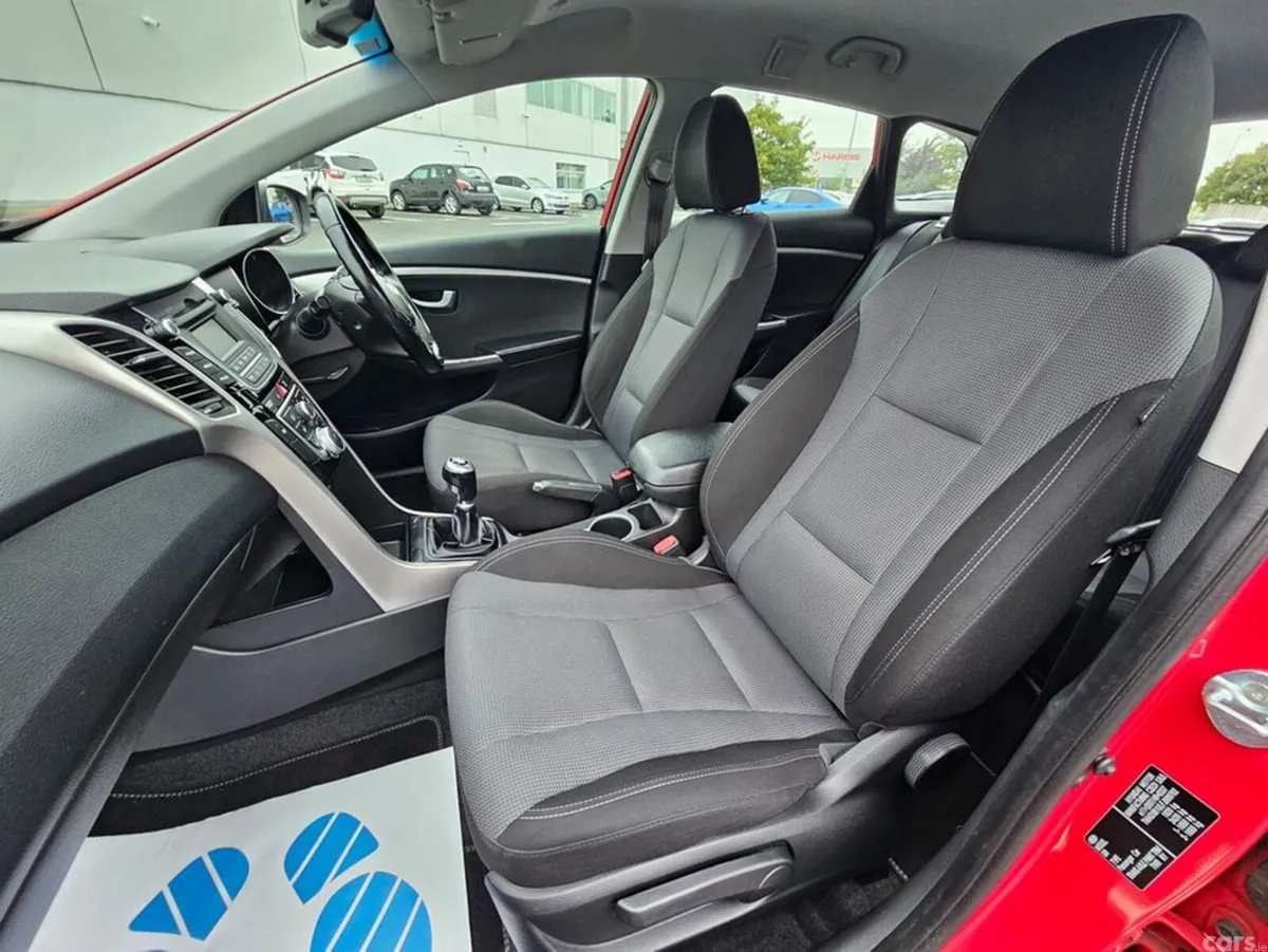 Hyundai i30 Estate, Diesel, 2015, Red