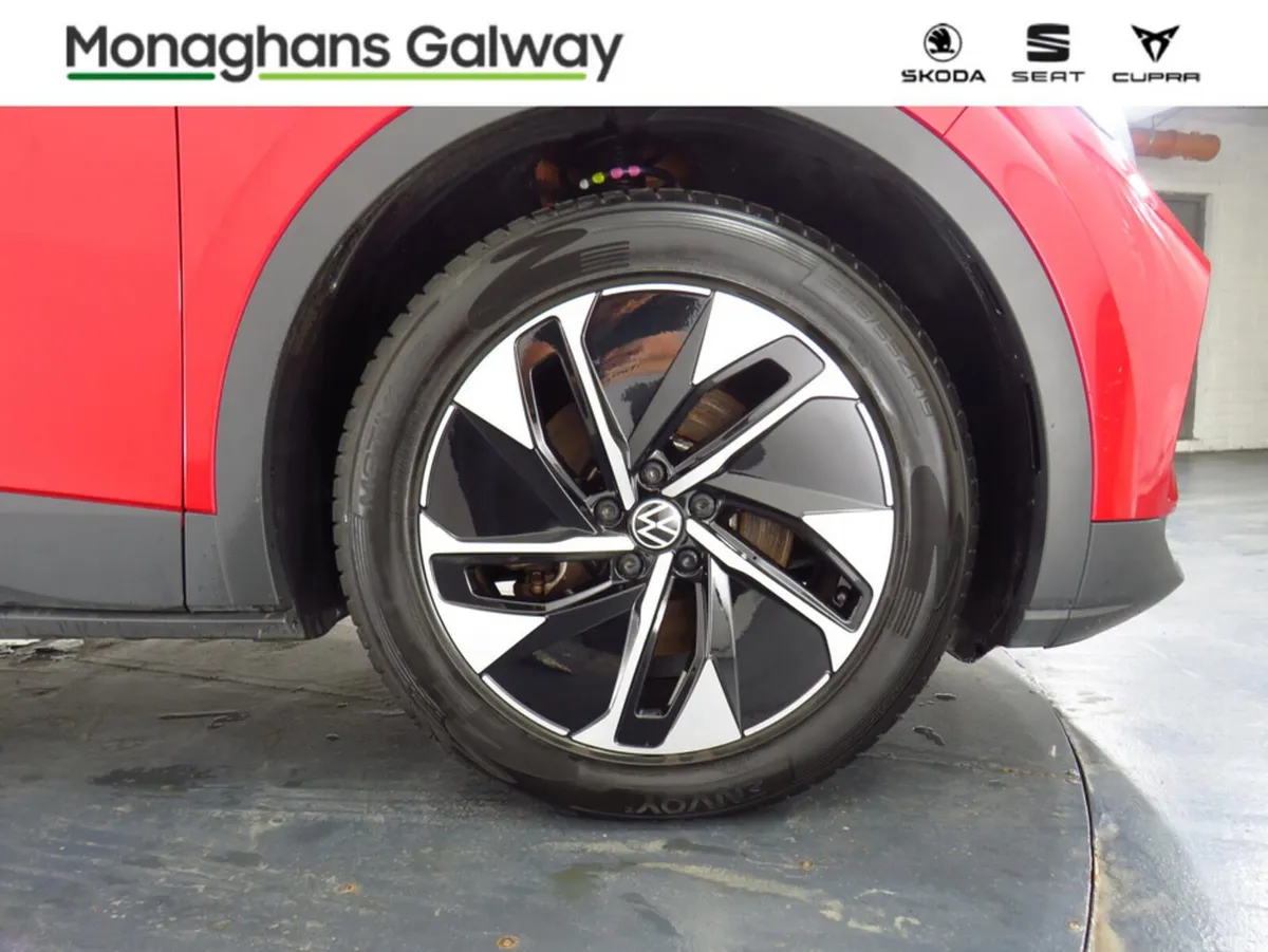Volkswagen ID.4 Estate, Electric, 2023, Red